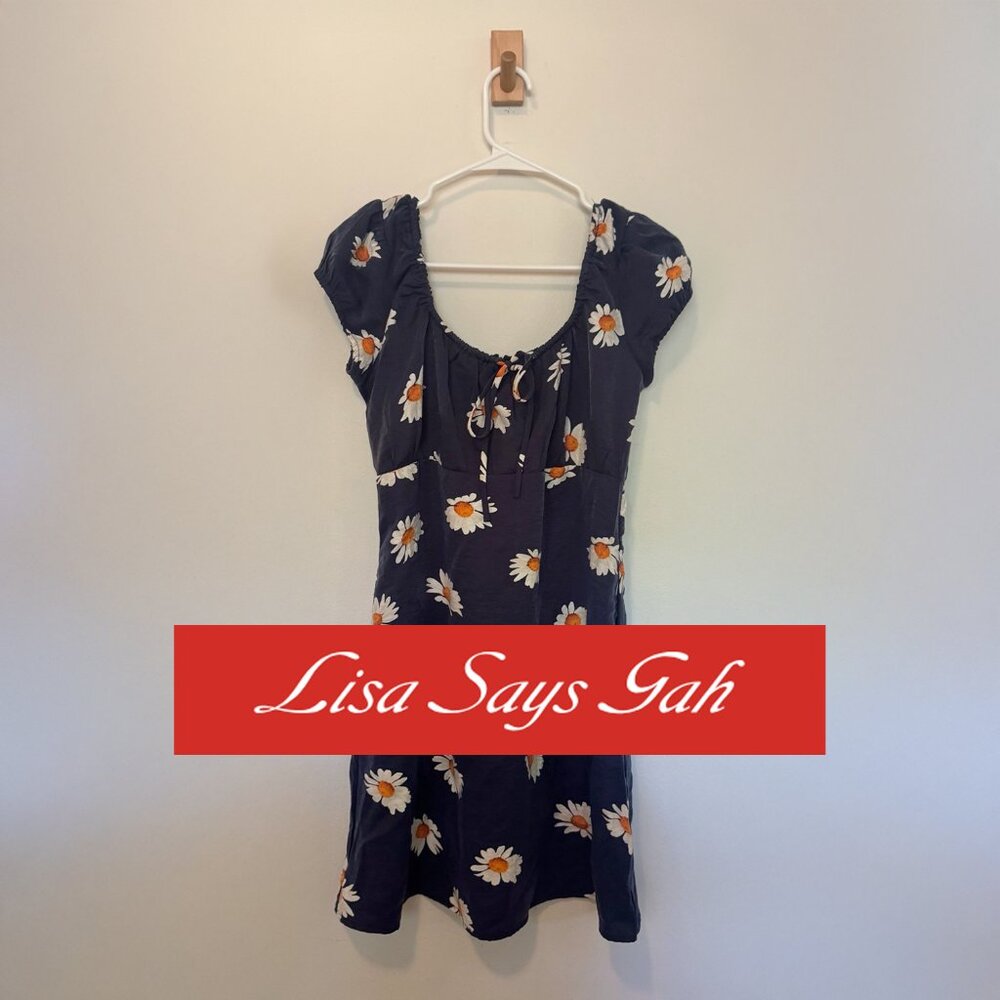 Lisa Says Gah Suzy Dress – Medium